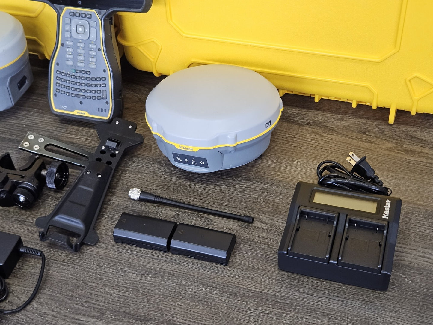 Trimble R8S Base R10 Rover GPS GNSS Beidou Galileo RTK Base Rover Setup TSC7