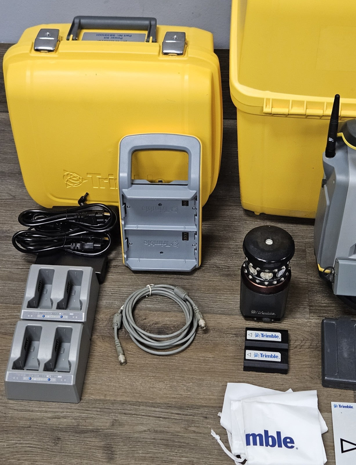 Trimble S7 3” DR Plus Robotic Scanning Total Station Kit TSC5 Access Vision