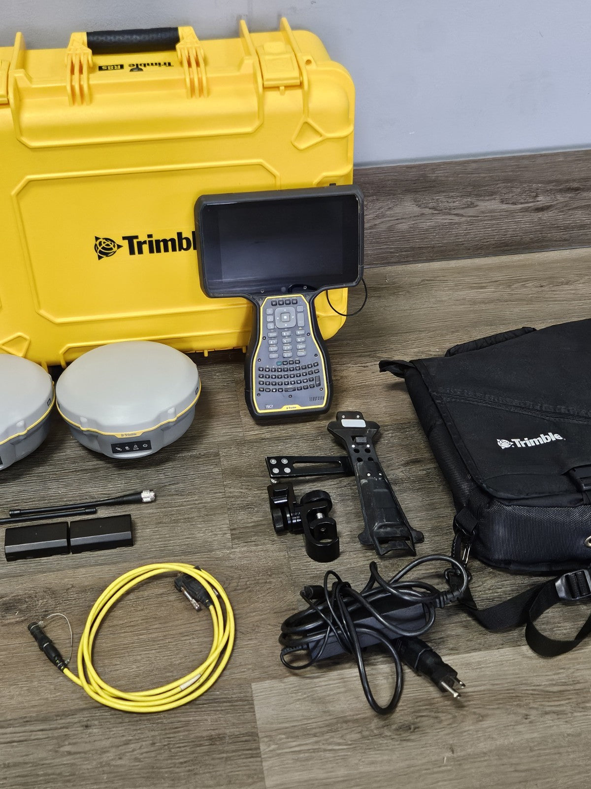 Trimble Dual R8S Base Rover GPS GNSS Beidou Galileo RTK Setup TSC7 Access
