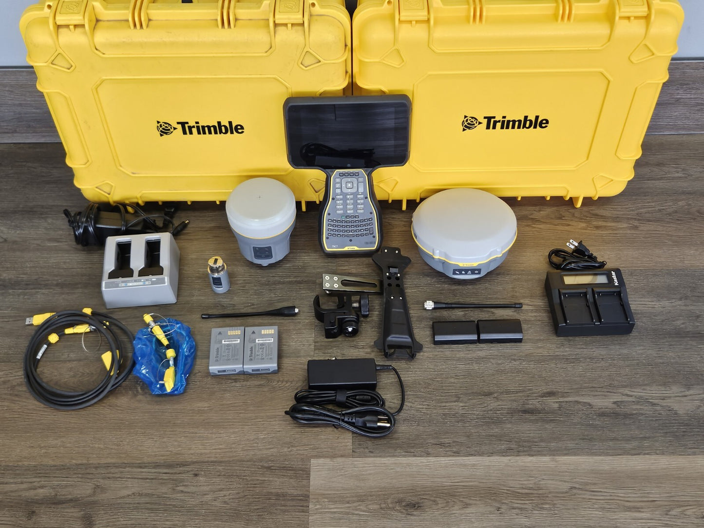 Trimble R8S Base R10 Rover GPS GNSS Beidou Galileo RTK Base Rover Setup TSC7