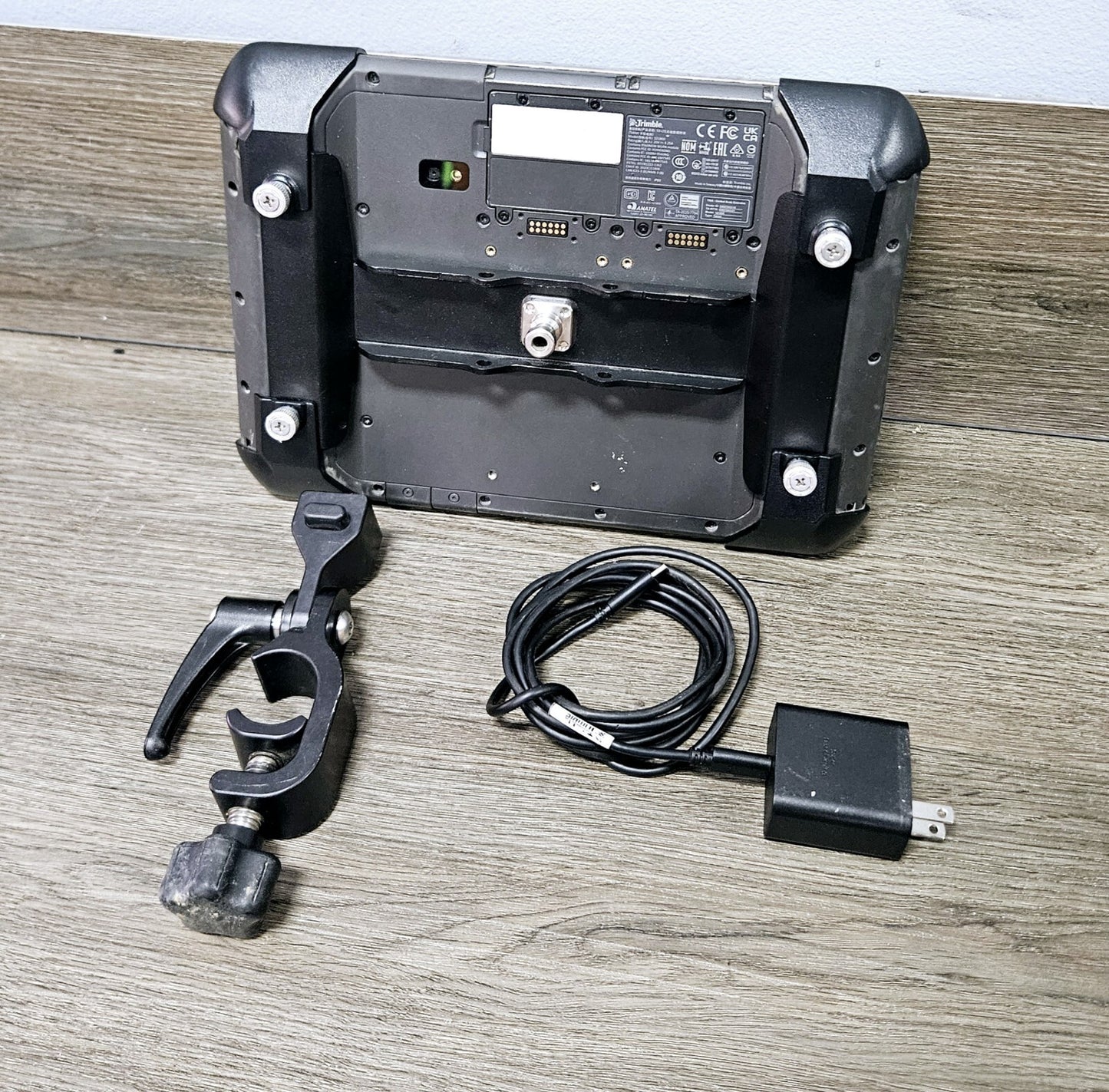 Trimble T100 GNSS TS Data Collector Tablet w/ Access 2024.10