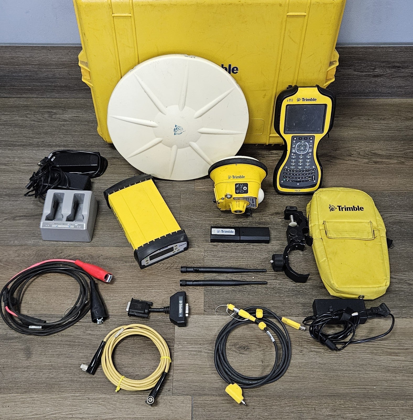 Trimble SPS855 SPS985 GPS GNSS Base & Rover RTK Kit TSC3 Siteworks 900MHz