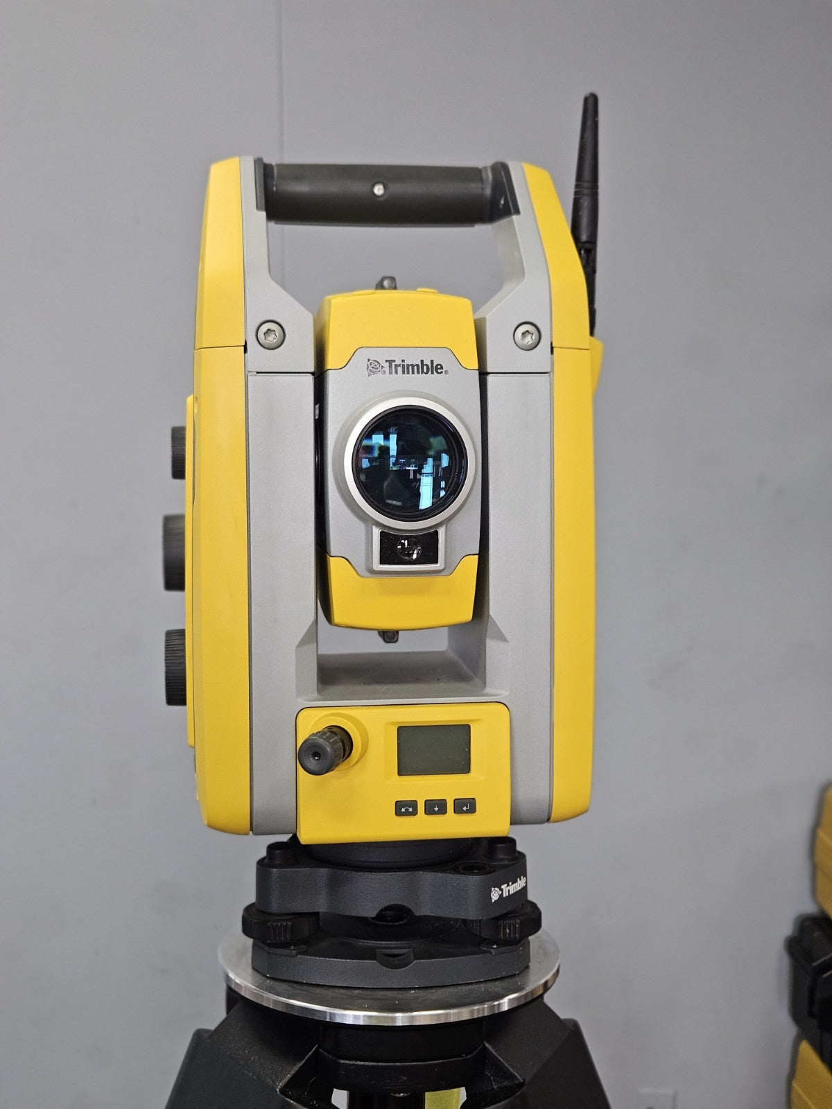 Trimble S5 3” DR+ Robotic Total Station Kit w/ TSC7 Data Collector Access MT1000