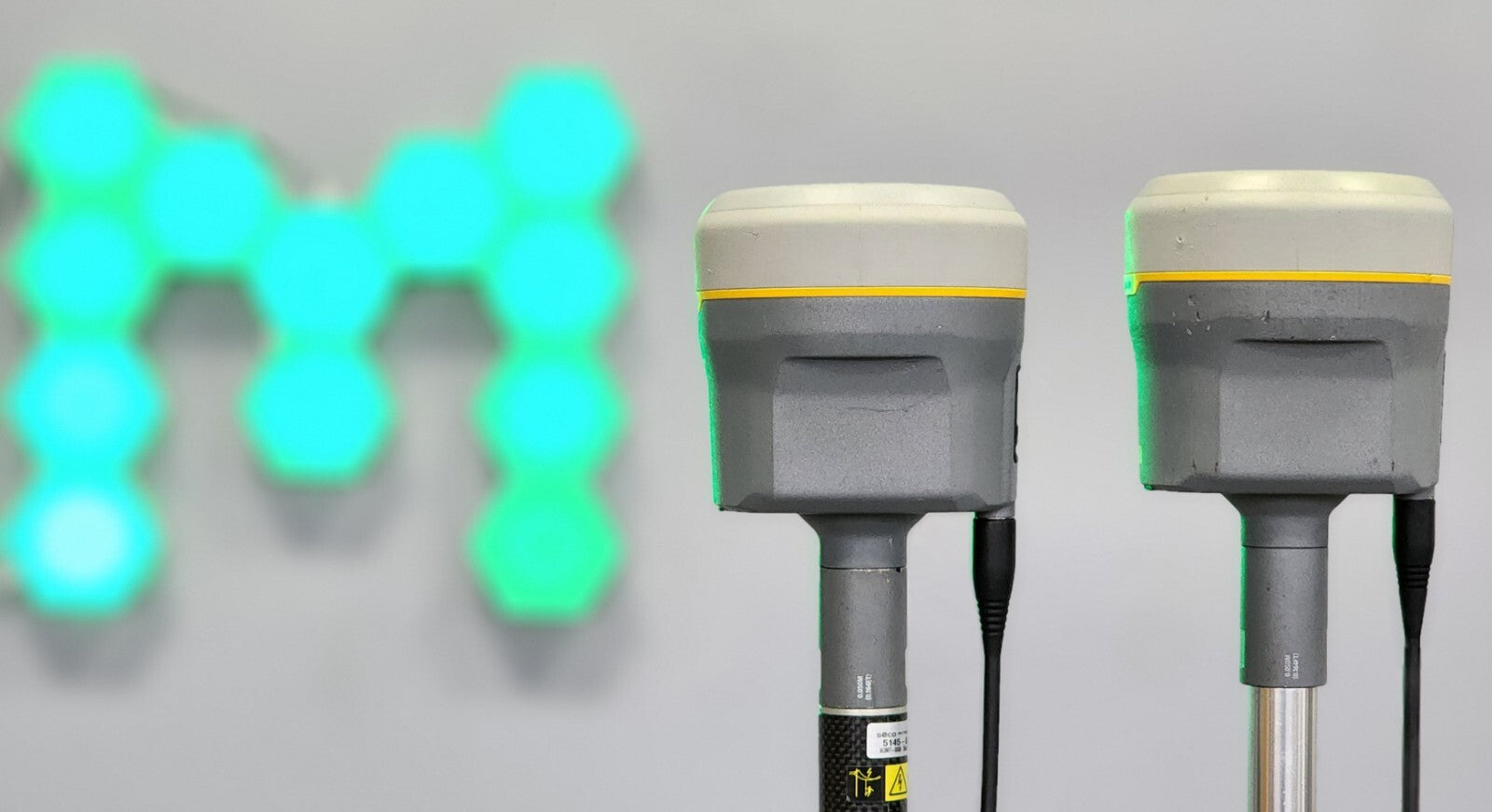 Trimble R10 Dual GPS GNSS Beidou Galileo RTK Base & Rover Setup w/ TSC3 Access