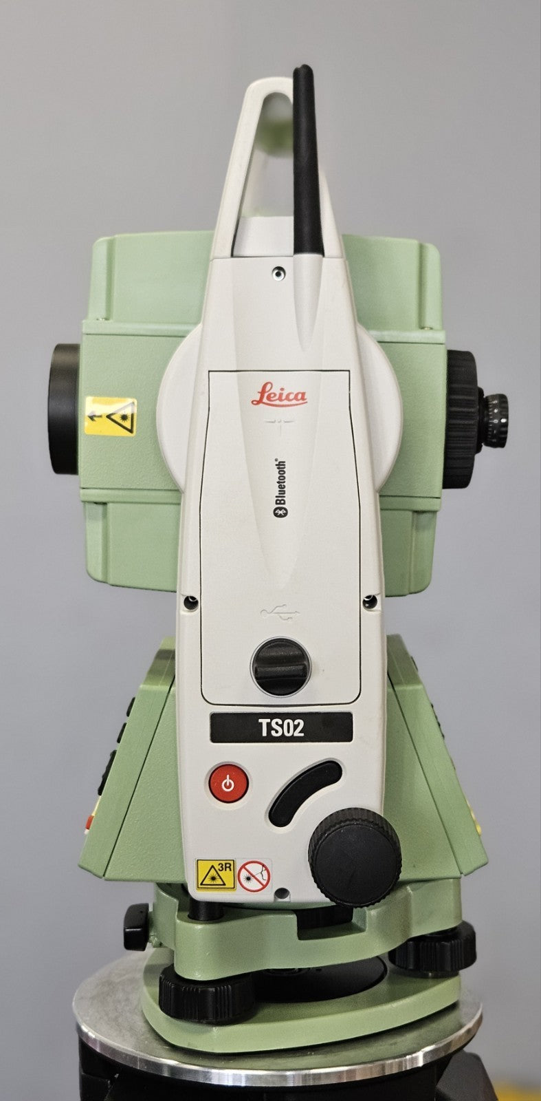 Leica TS02 7" Reflectorless Survey Total Station