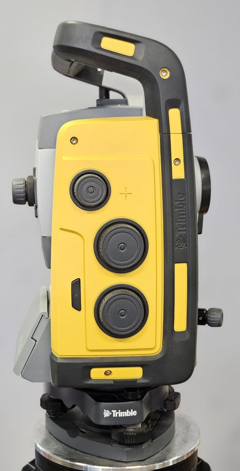 Trimble RTS573 3” DR+ Robotic Total Station Kit w/ T10 Tablet FieldLink MT1000