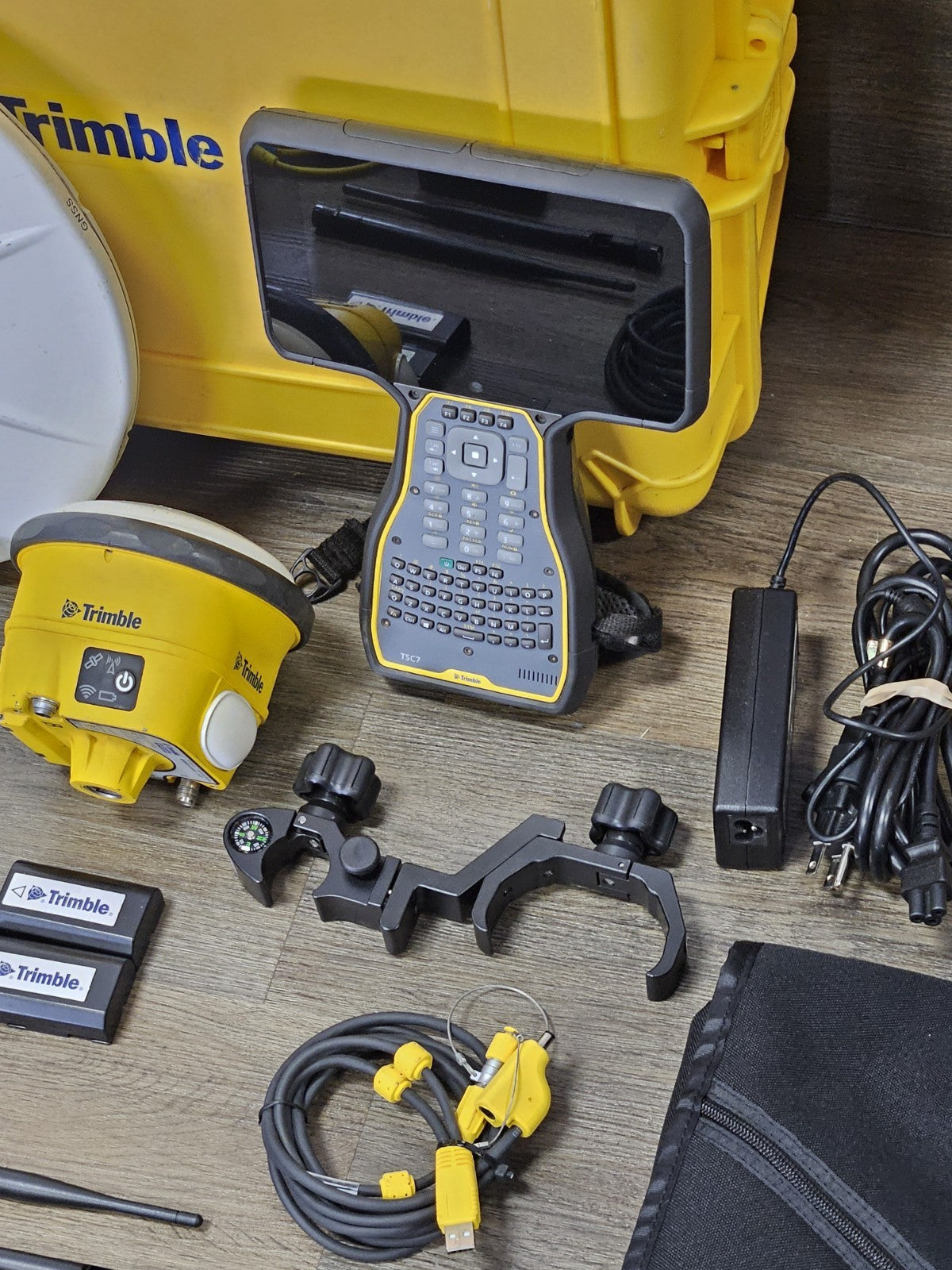 Trimble SPS855 SPS986 GPS GNSS Galileo Base Rover RTK Kit TSC7 Siteworks 900MHz