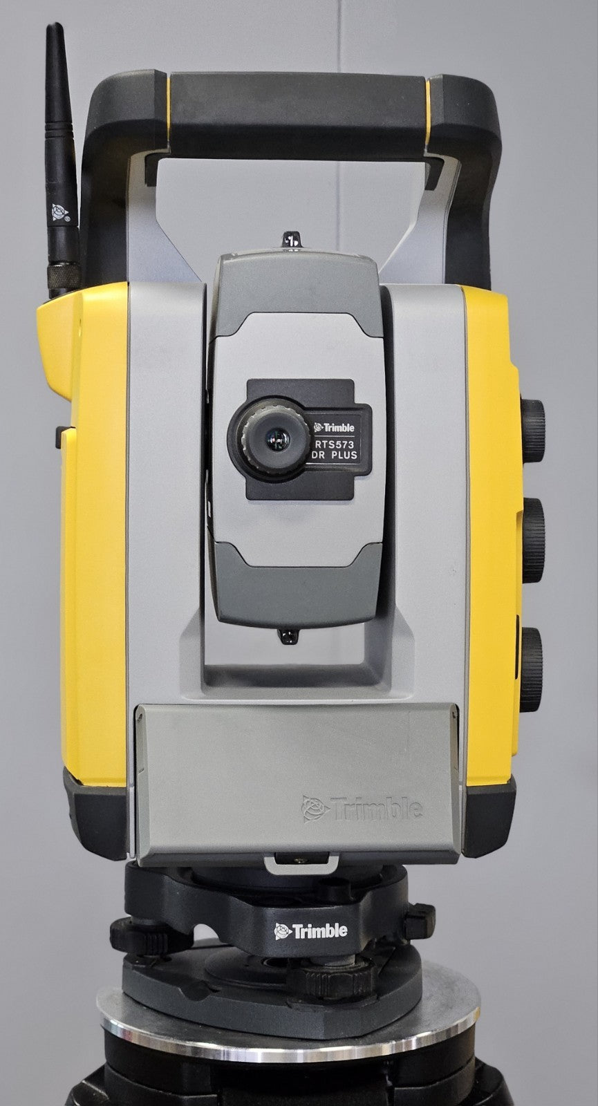 Trimble RTS573 3” DR+ Robotic Total Station Kit w/ T10 Tablet FieldLink MT1000