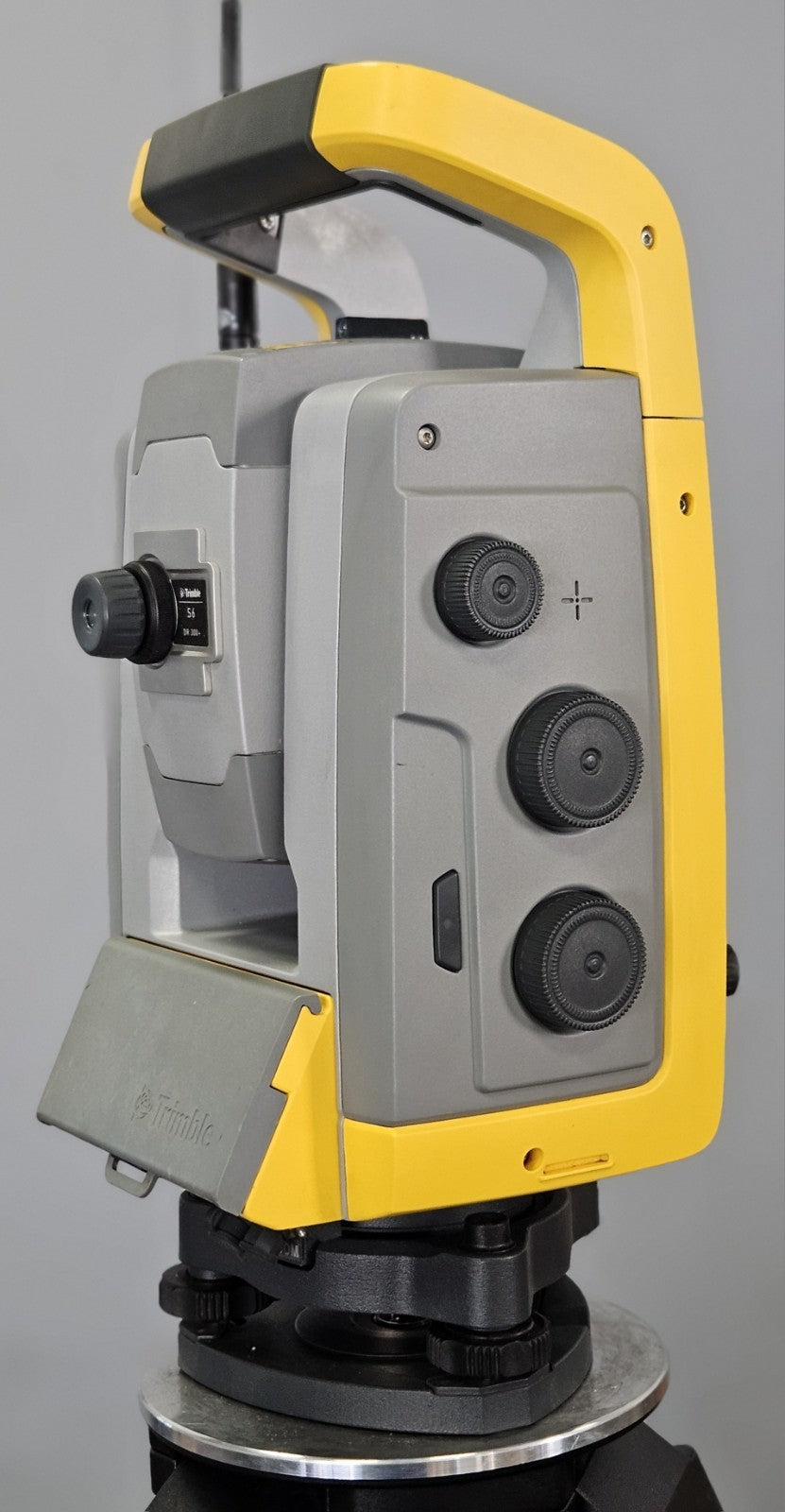 Trimble S6 2” DR300+ Robotic Total Station Kit w/ TSC3 Access 2017.24 MT1000