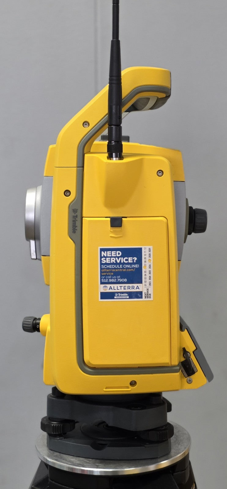 8856002
