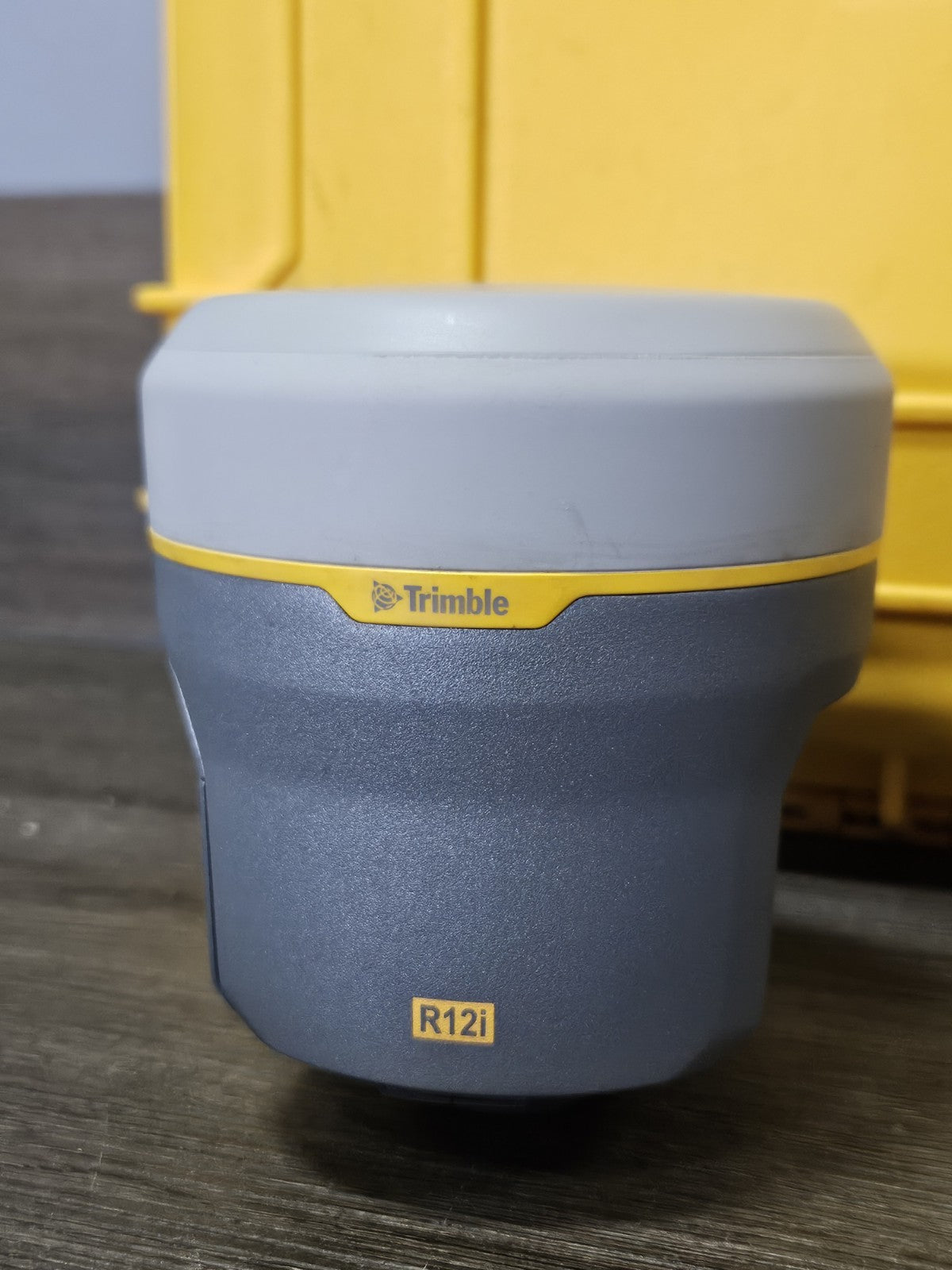 Trimble R12i GPS GNSS Beidou Galileo RTK UHF Rover Kit w/ TSC7 Access 2025