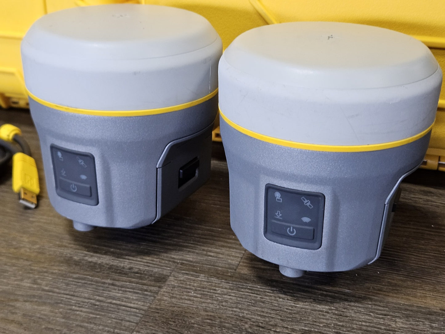 Trimble Dual R12i GPS GNSS Beidou Galileo RTK Base Rover Kit TSC7 Access 2025