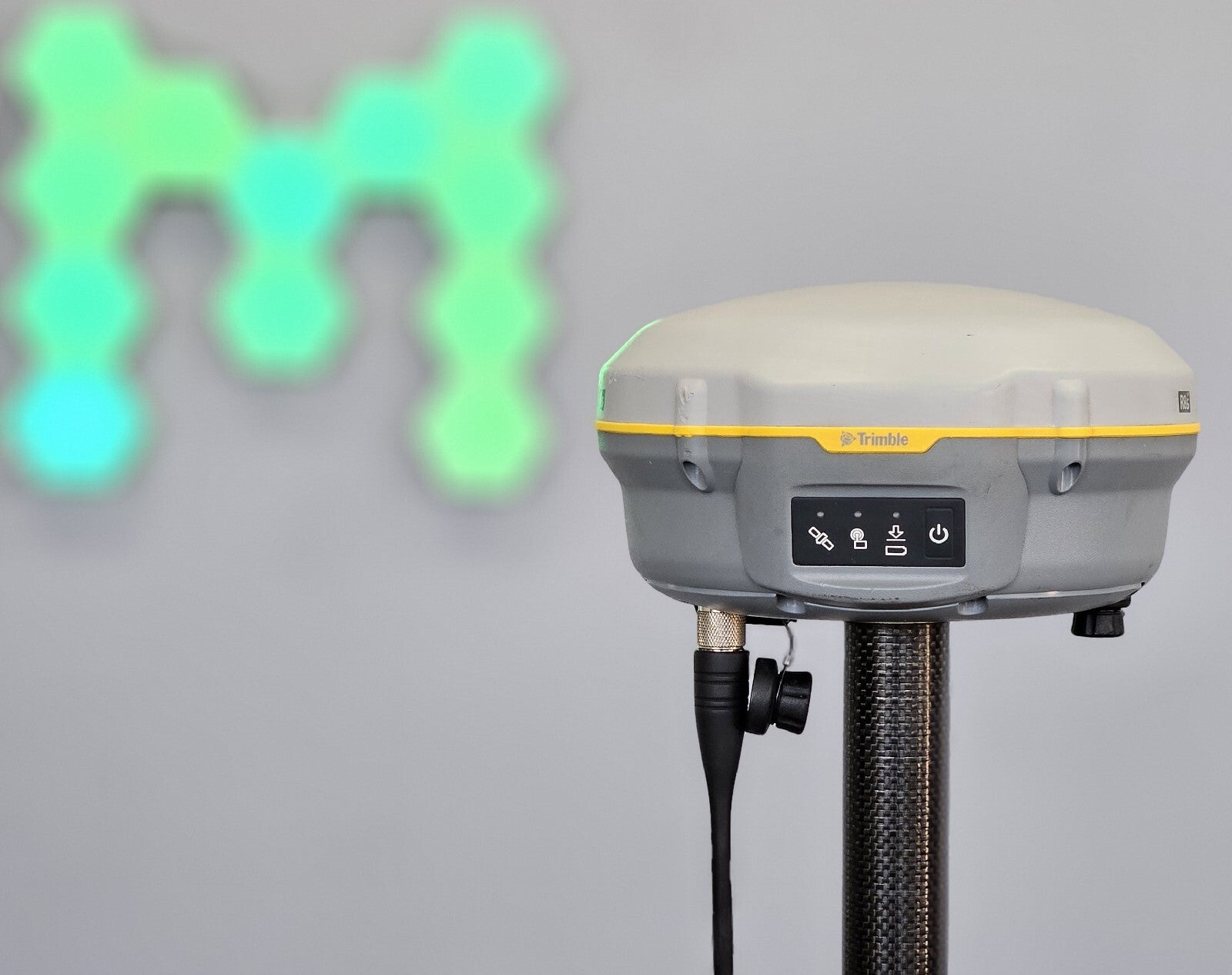 Trimble R8S GPS GNSS BeiDou Galileo Base OR Rover RTK Receiver 410-470MHz