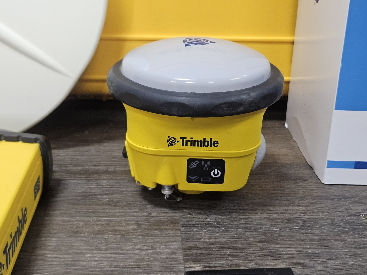 Trimble SPS855 R780 GPS GNSS GAL Bei Base Rover RTK Tilt TSC5 Siteworks 900MHz