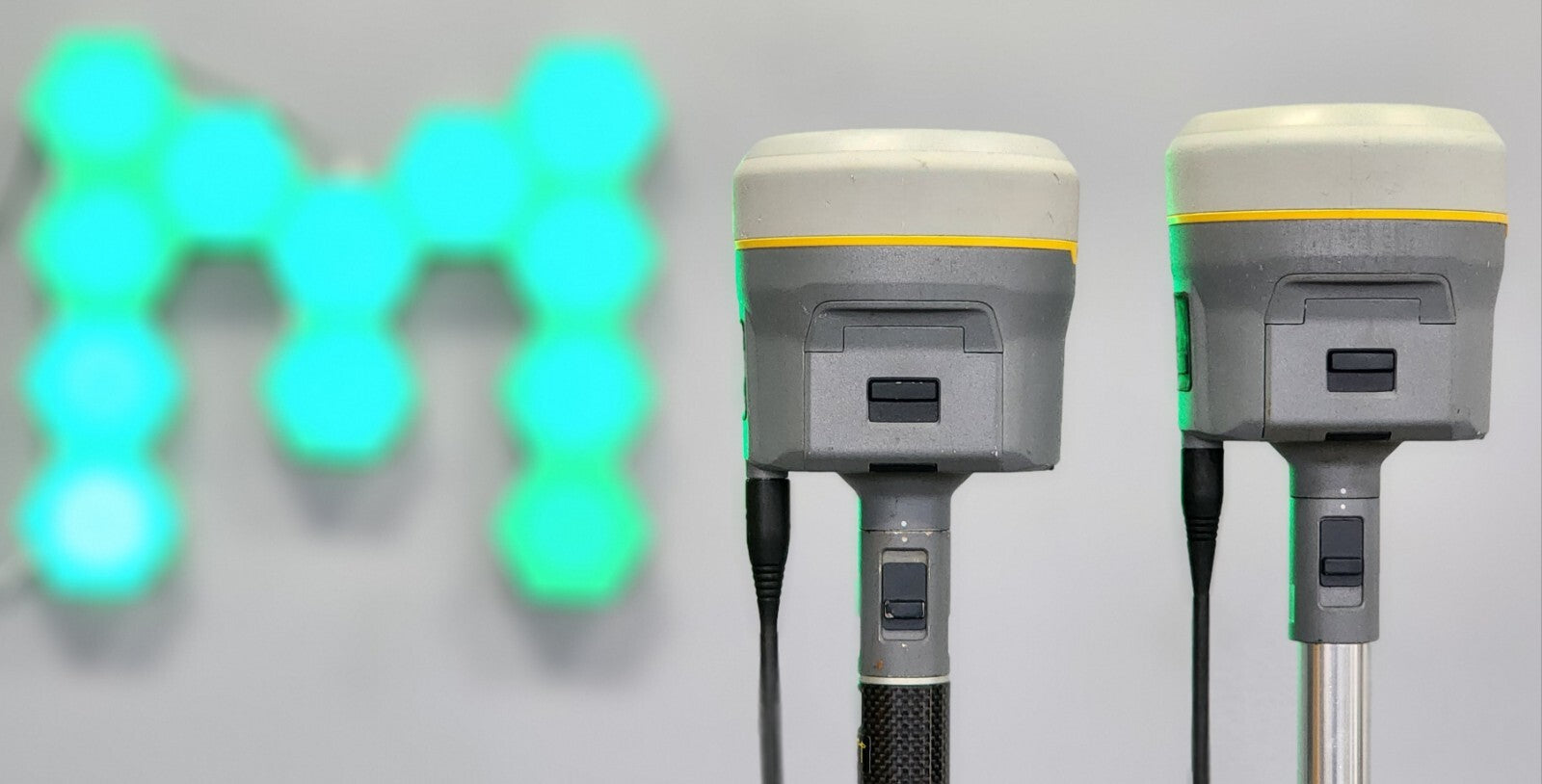 Trimble R10 Dual GPS GNSS Beidou Galileo RTK Base & Rover Setup w/ TSC3 Access