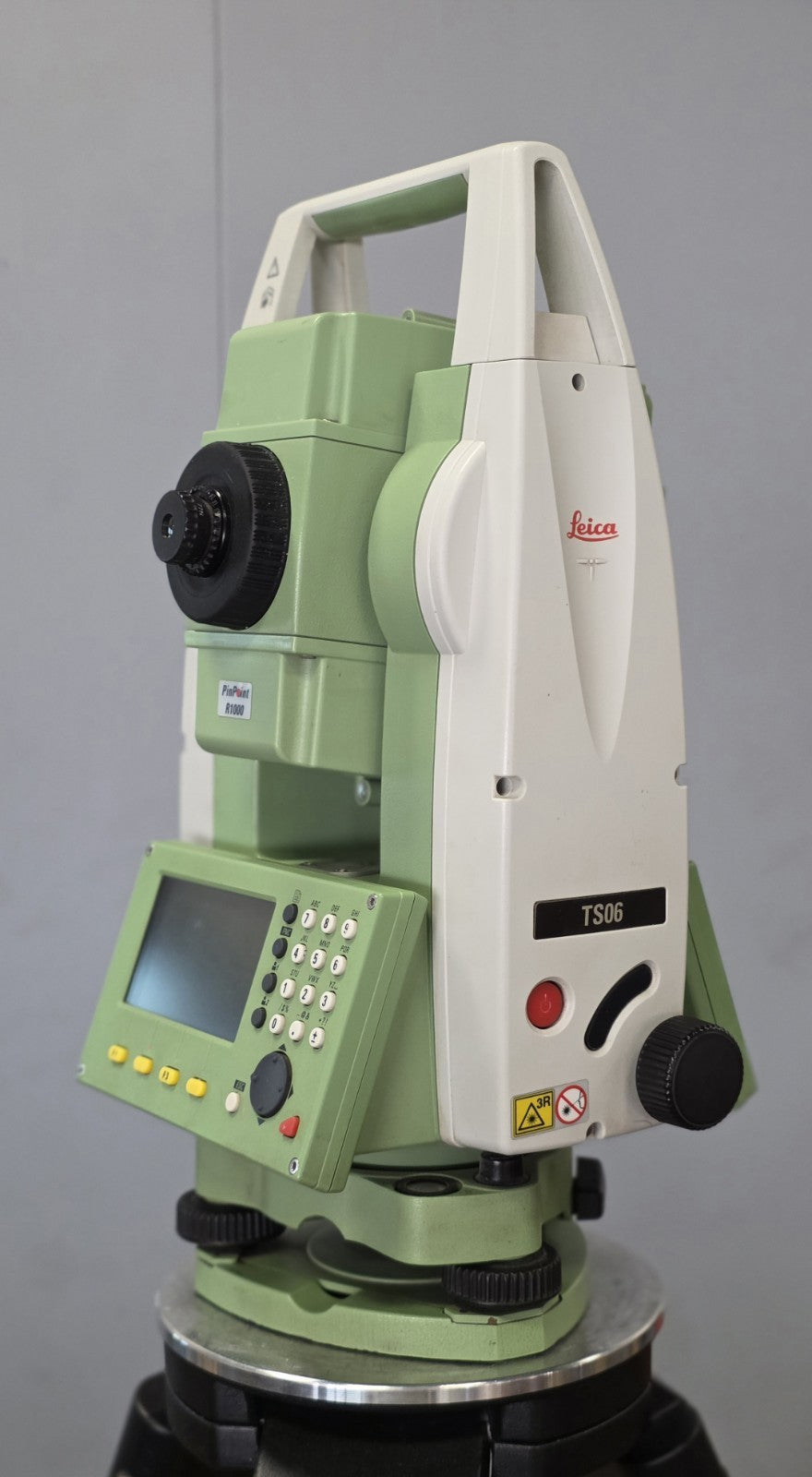 Leica TS06 ULTRA 3" R1000 Reflectorless Survey Total Station