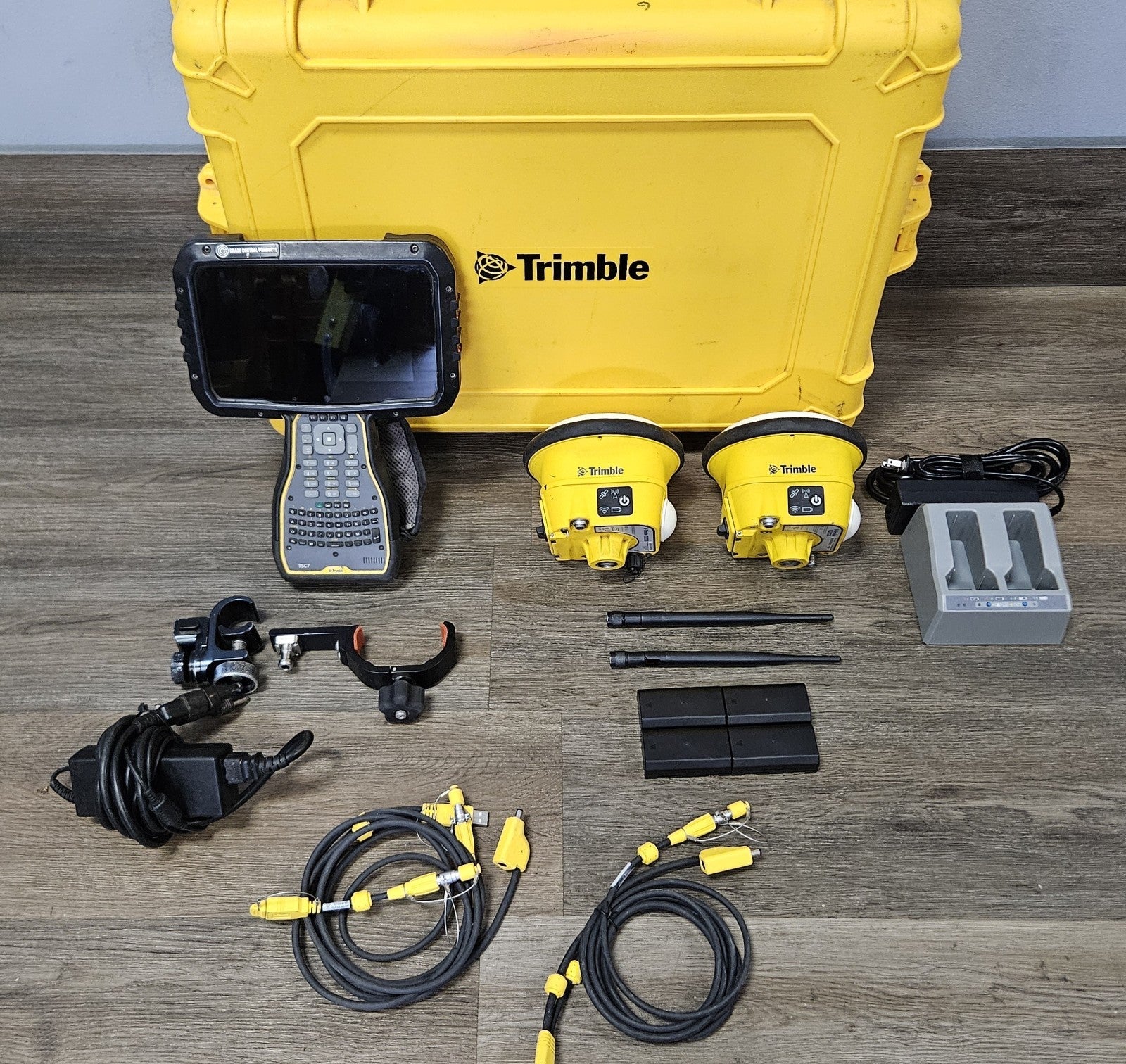 Trimble SPS986 GPS GNSS Galileo Beidou TILT Base Rover RTK Kit TSC7 900MHz