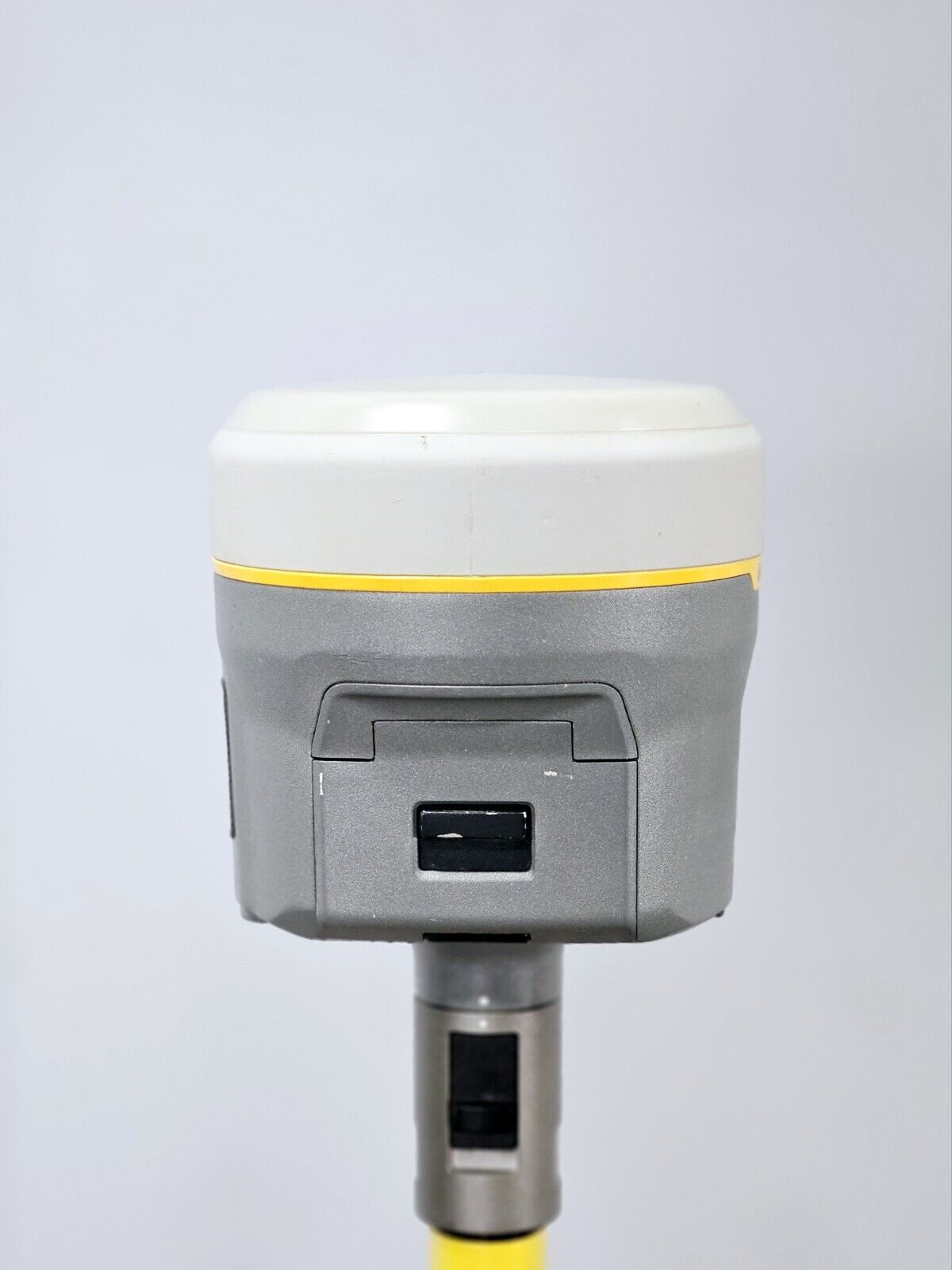 Trimble R10 GPS Glonass Beidou Galileo RTK Base/Rover Receiver 403-470MHz UHF