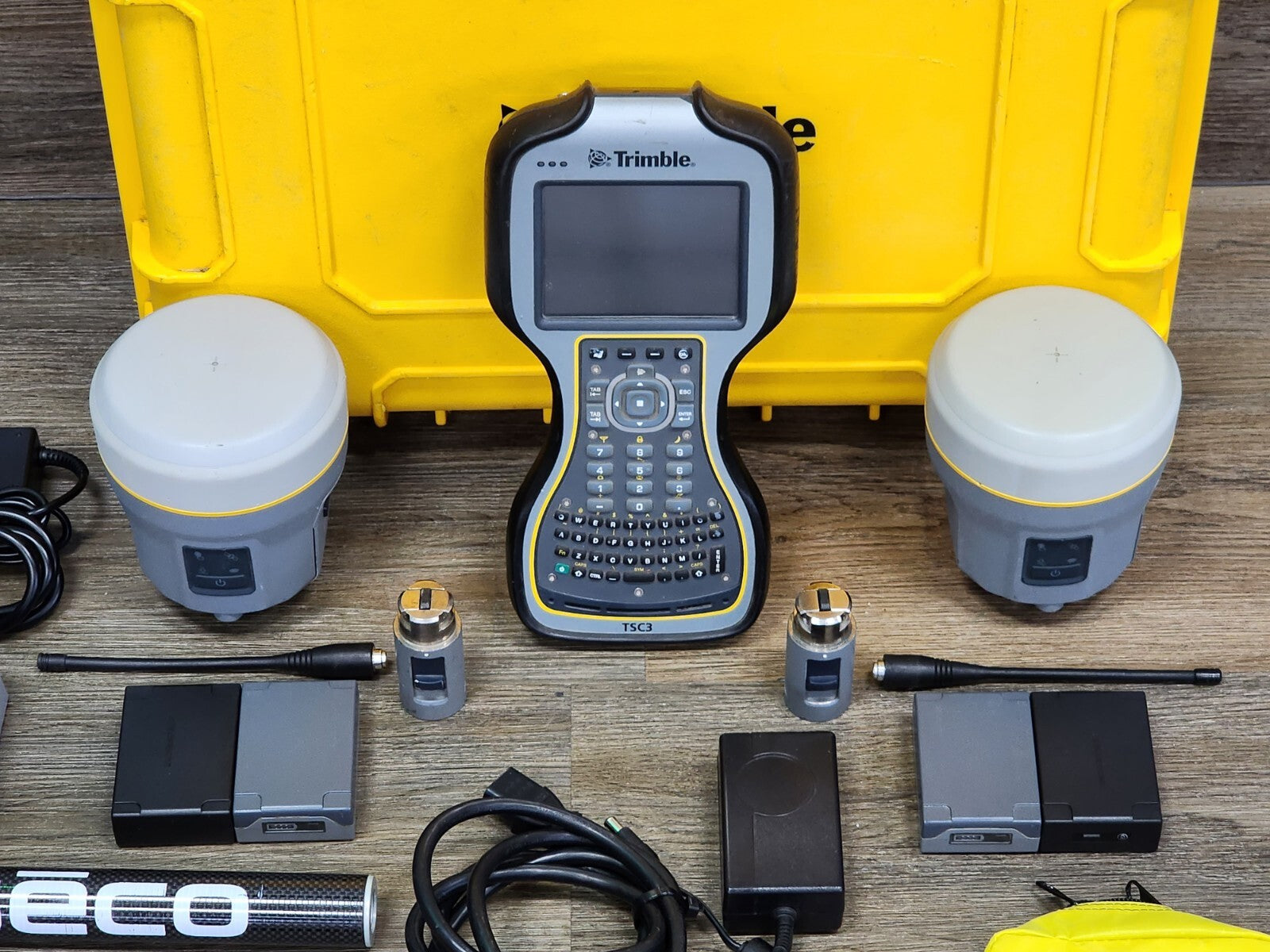 Trimble R10 Dual GPS GNSS Beidou Galileo RTK Base & Rover Setup w/ TSC3 Access