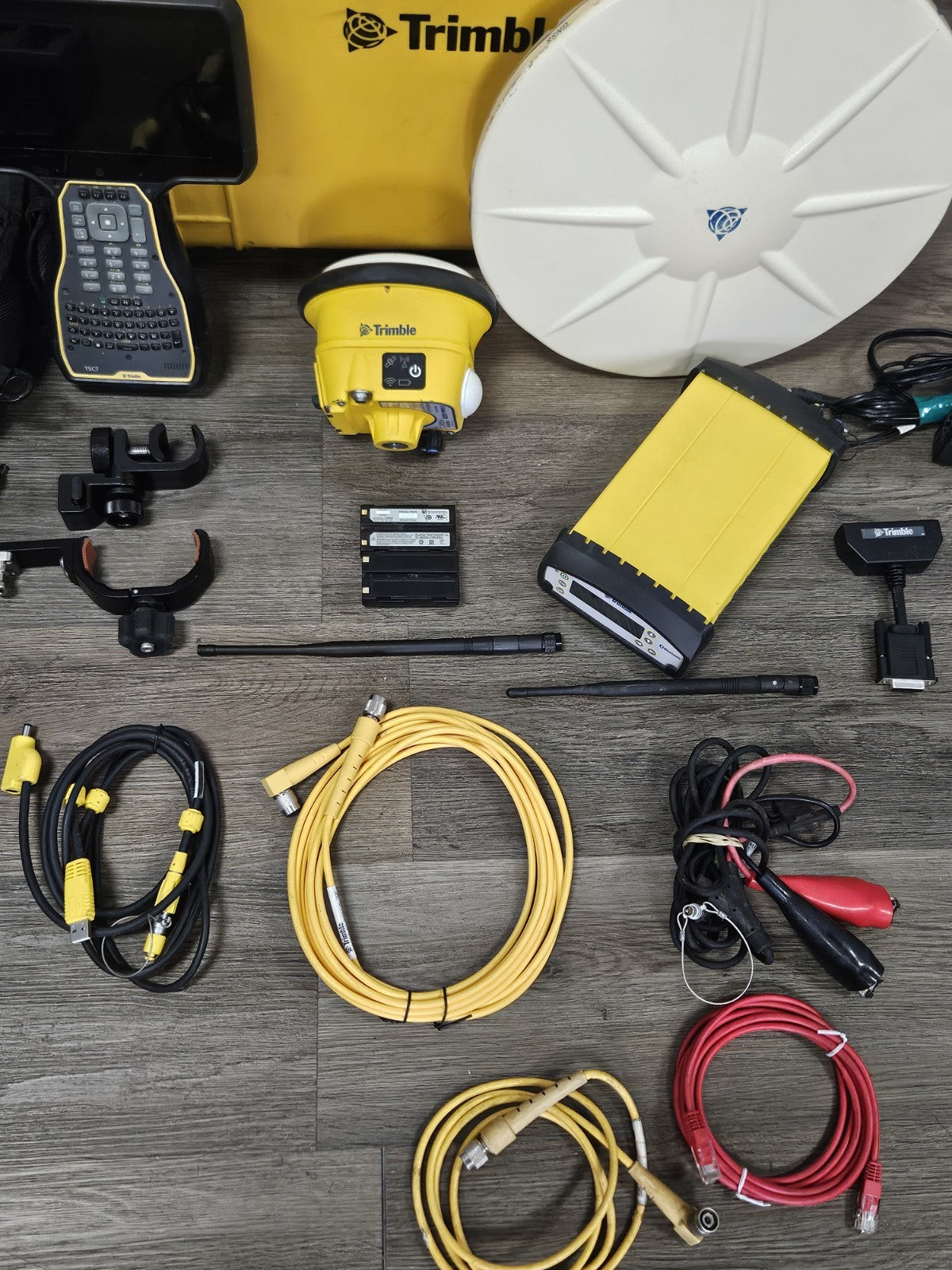 Trimble SPS855 SPS985 GPS GNSS Base Rover RTK Kit TSC7 Siteworks 410-470MHZ UHF