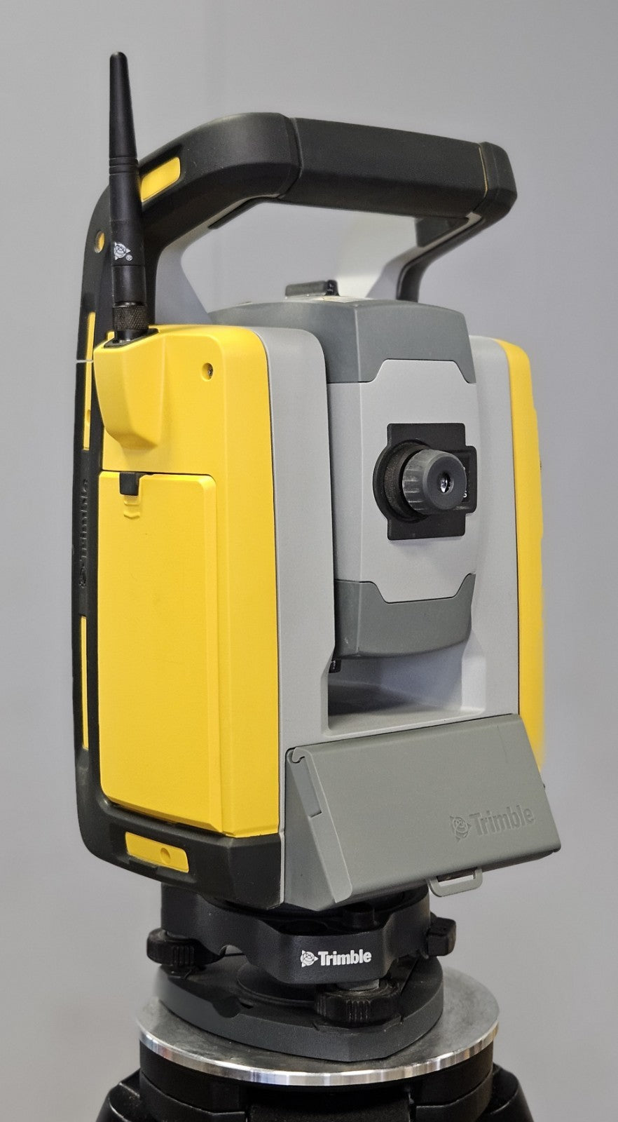 Trimble RTS573 3” DR+ Robotic Total Station Kit w/ T10 Tablet FieldLink MT1000