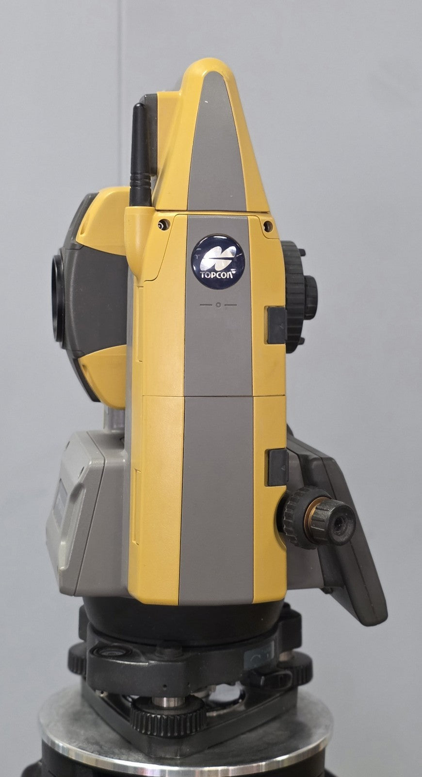8712700