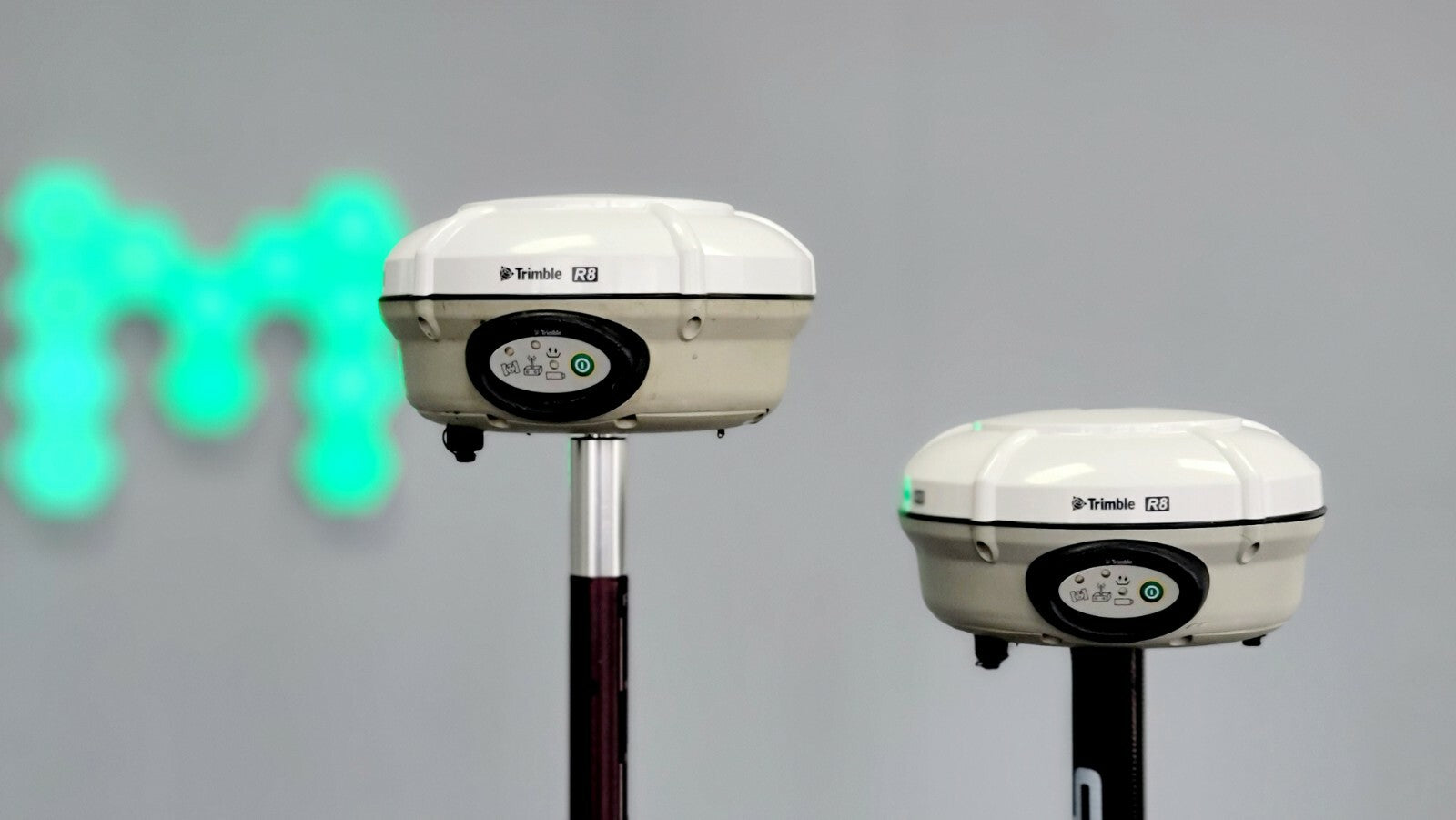 Trimble Dual R8 Model 3 GPS Glonass Galileo L5 Base Rover RTK System TSC3 Access