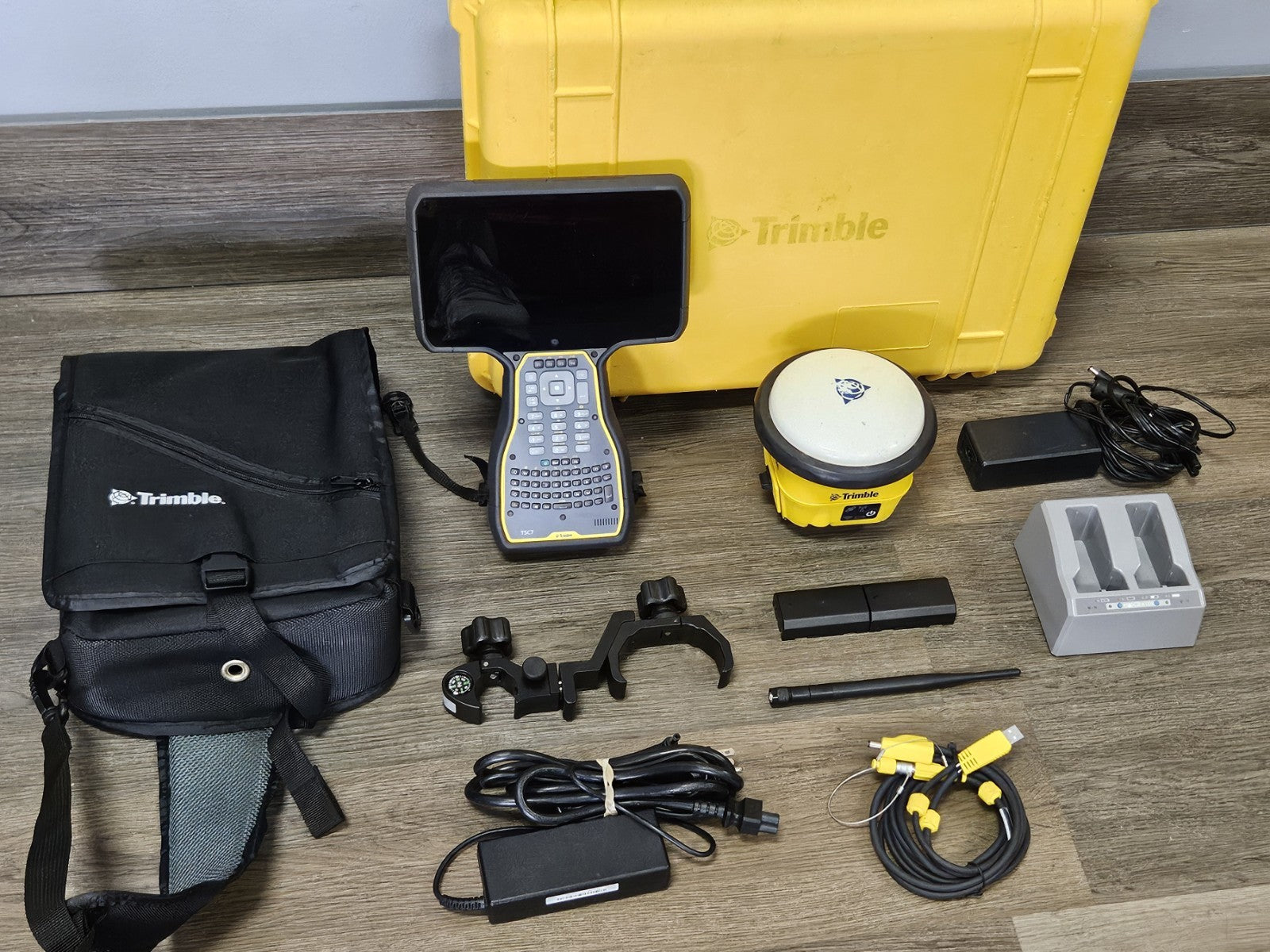 Trimble SPS986 GPS GNSS Galileo Beidou RTK TILT Rover Kit TSC7 Siteworks