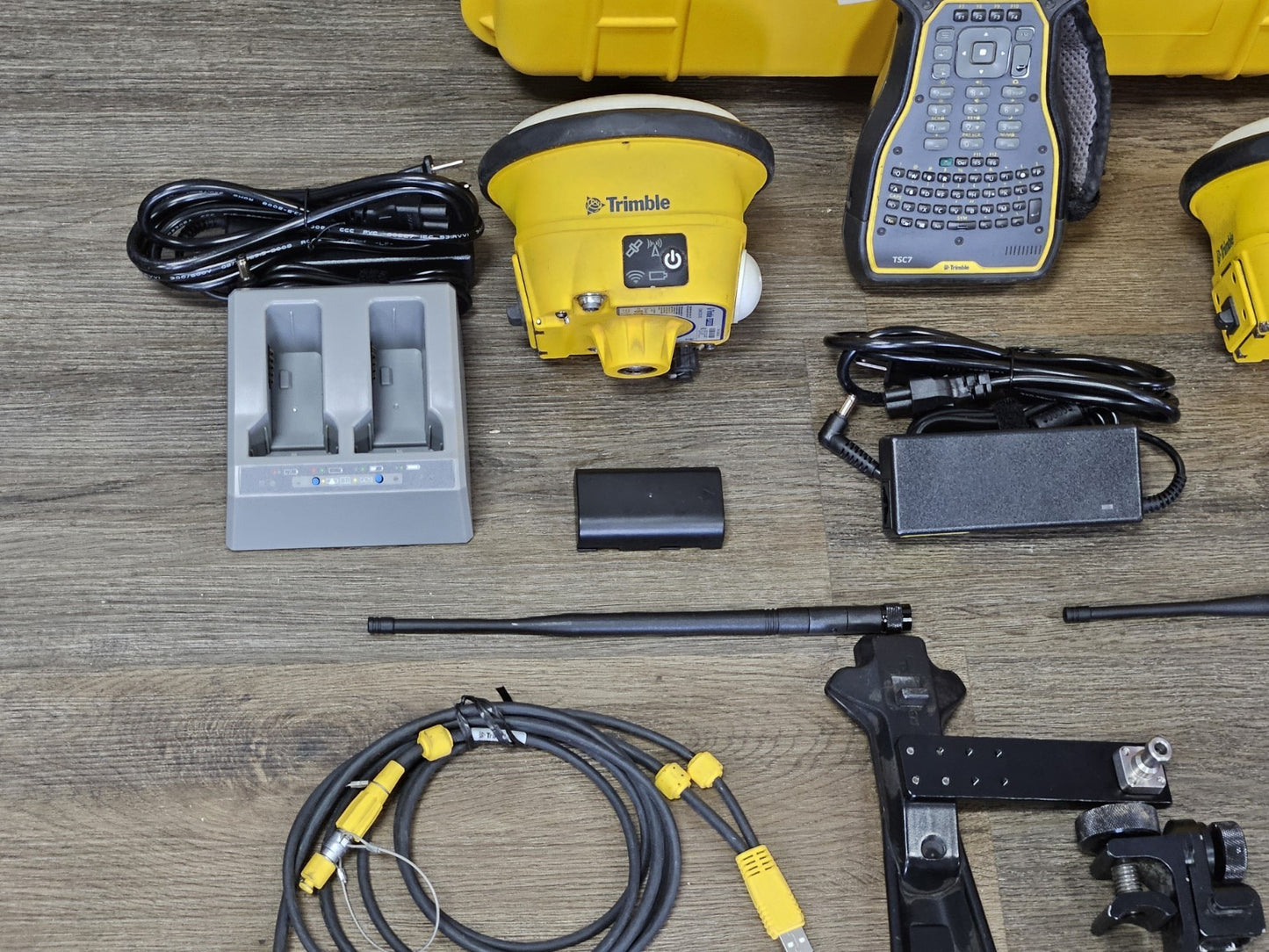 Trimble Dual SPS985 GPS GNSS Galileo Beidou Base Rover RTK Kit TSC7 Siteworks