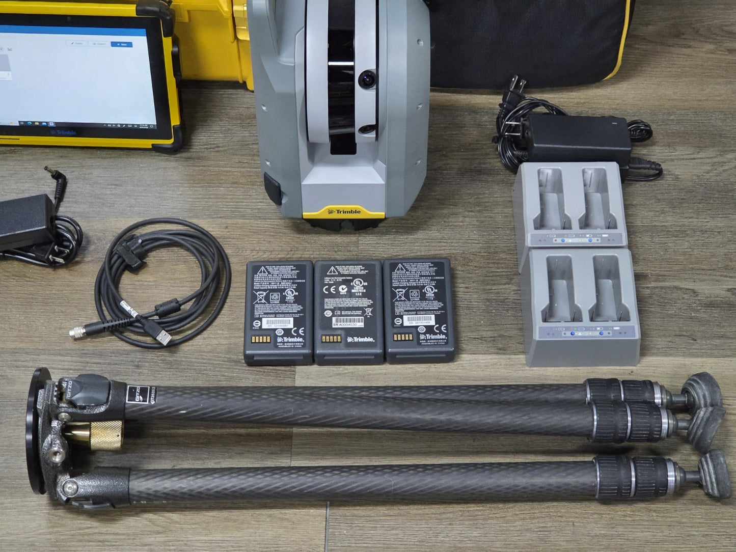 Trimble X7 3D Laser Scanner Scanning Survey Setup w/ T10 Perspective 2024.00