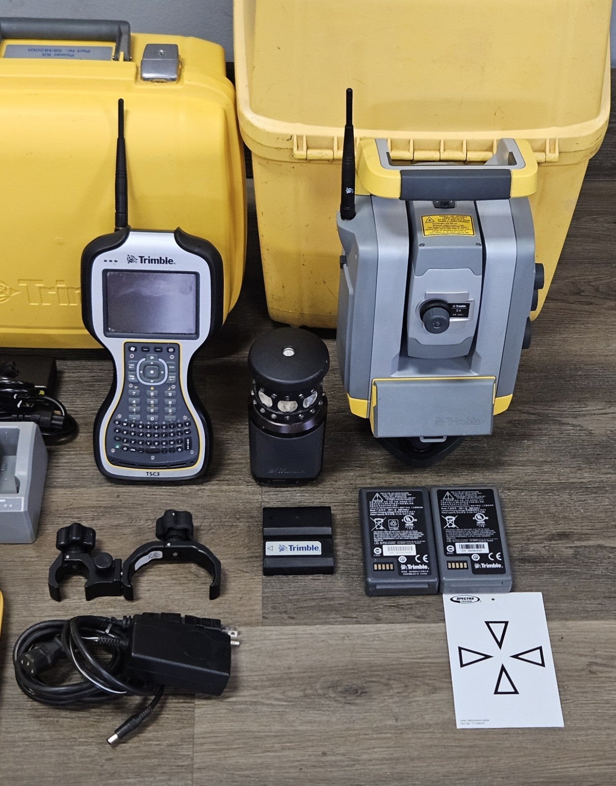 Trimble S6 2” DR300+ Robotic Total Station Kit w/ TSC3 Access 2017.24 MT1000