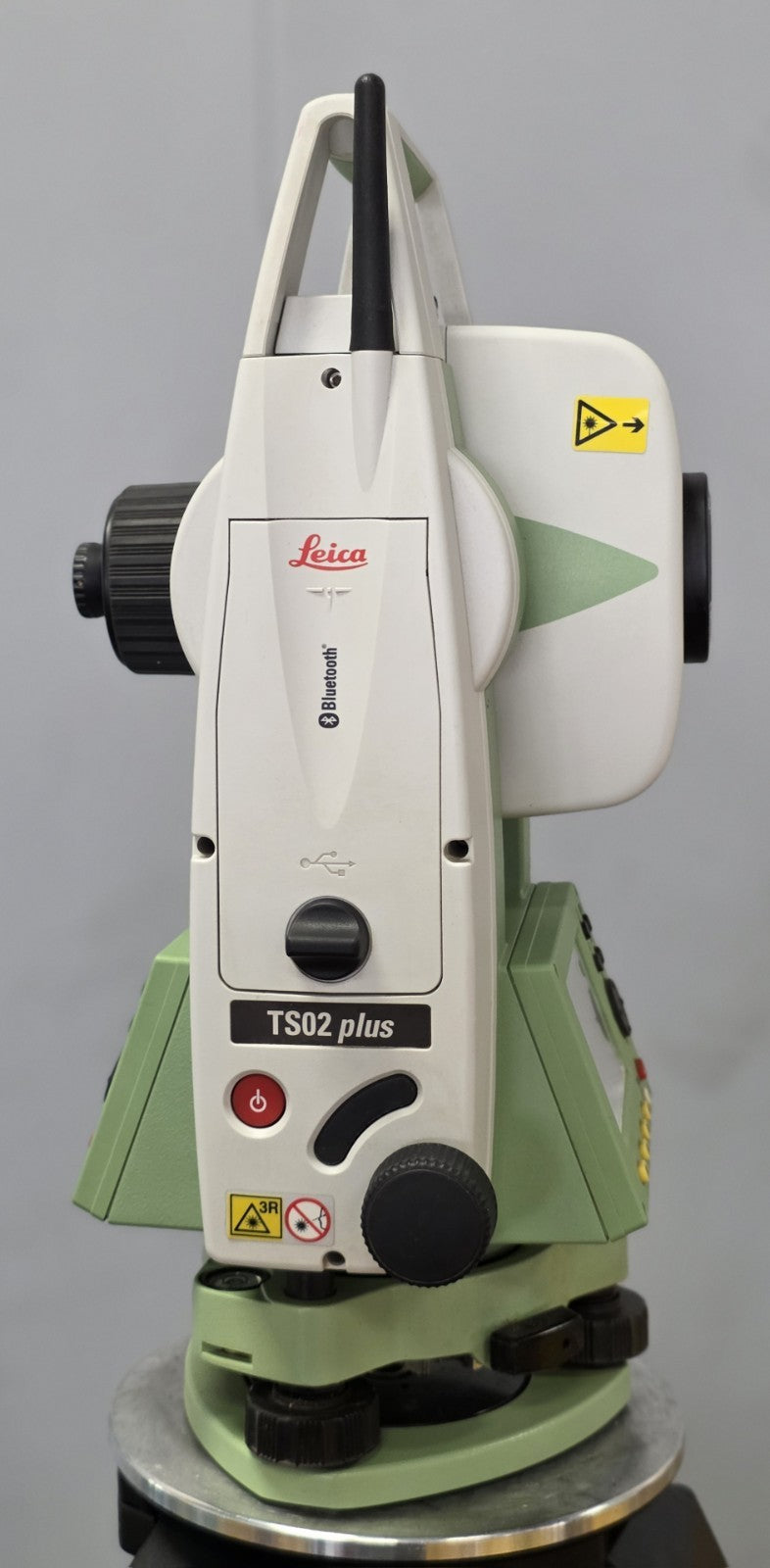 8944715