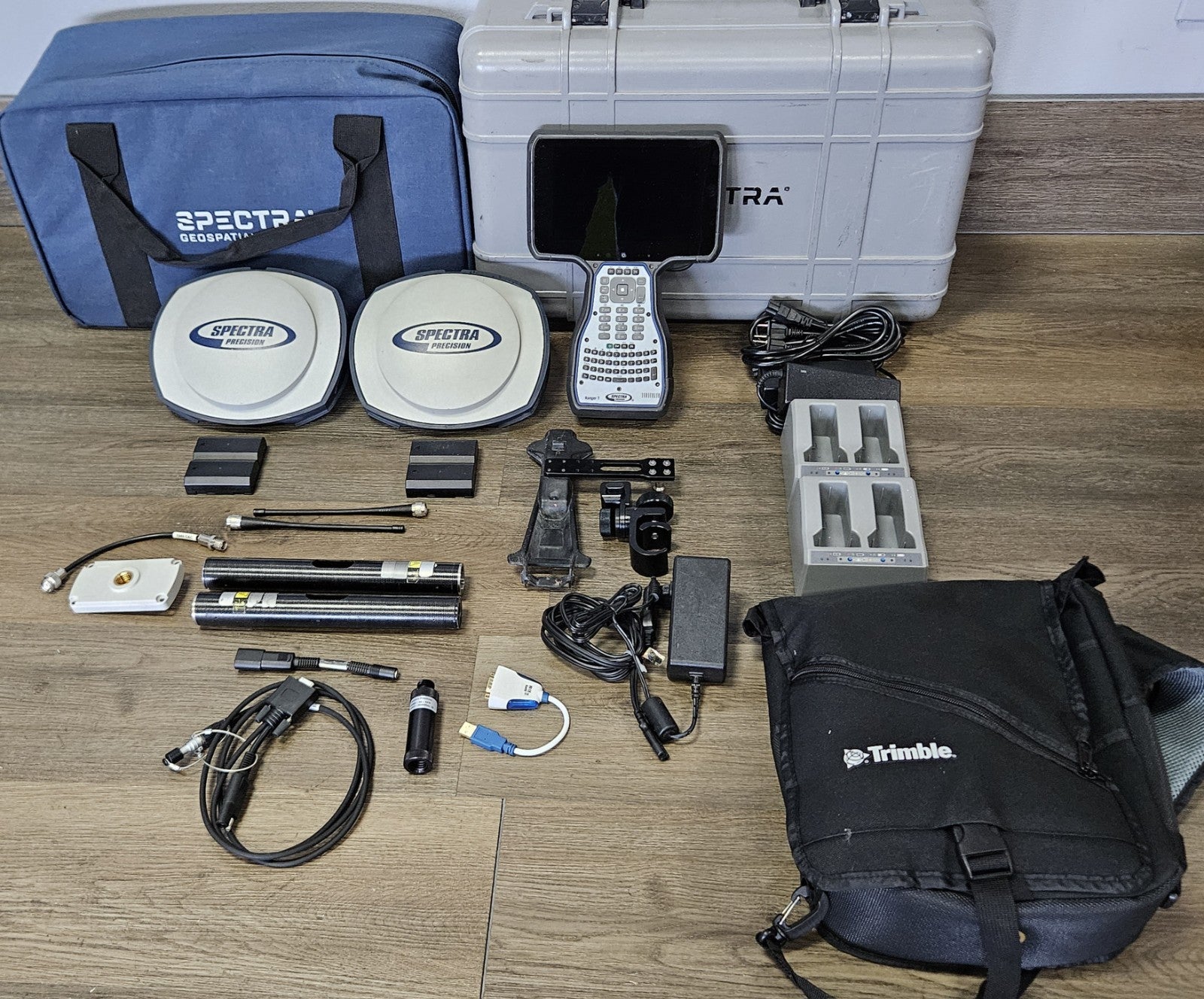 Spectra Dual SP80 GPS GNSS Galileo Beidou Base Rover RTK Kit Ranger 7 Access