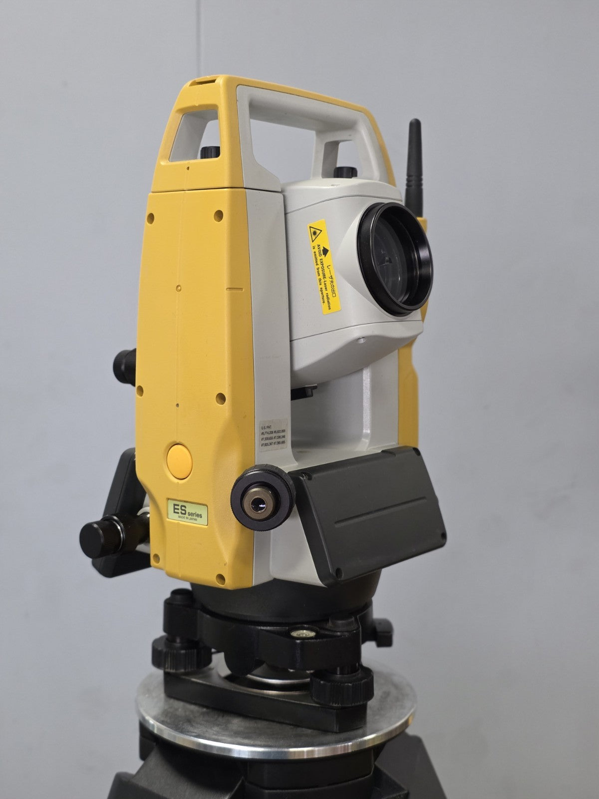 Topcon ES-65 5" Reflectorless Surveying Total Station Prismless ES65