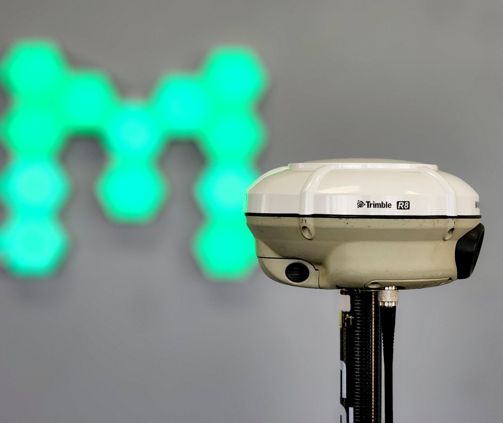 Trimble R8 Model 4 GPS GNSS BeiDou Galileo Base OR Rover Receiver 450-470MHz